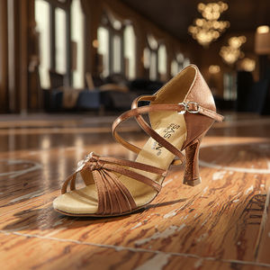 <span class=keywords><strong>Zapatos</strong></span> <span class=keywords><strong>de</strong></span> <span class=keywords><strong>baile</strong></span> <span class=keywords><strong>de</strong></span> <span class=keywords><strong>Salsa</strong></span> latina <span class=keywords><strong>de</strong></span> satén <span class=keywords><strong>de</strong></span> alta calidad para mujer cómodos <span class=keywords><strong>zapatos</strong></span> <span class=keywords><strong>de</strong></span> <span class=keywords><strong>baile</strong></span> <span class=keywords><strong>de</strong></span> Jazz para mujer Rumba Chacha - Product Image 4