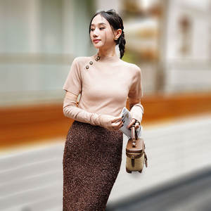 À la mode femmes vêtements 2025 été mode pull Blouse femmes dame élégant à manches courtes pull court - Product Image 4