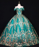 Robe de soirée à épaules dénudées