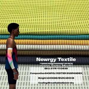 ผ้ากีฬาเนื้อตาข่ายระบายอากาศ 94% โพลีเอสเตอร์ 6% สแปนเด็กซ์ 140gsm 160 ซม. แบบยืดหยุ่นลายจุด สำหรับเสื้อยืดวิ่ง<span class=keywords><strong>ม</strong></span>าราธอน - Product Image 1
