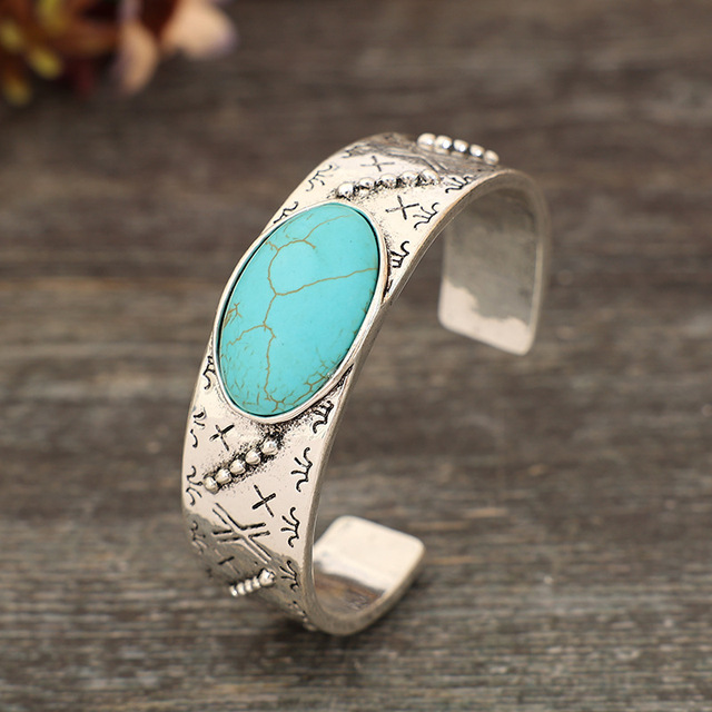 Antique Silver Western Bull Head Cuff Bracelet - Retro Faux Turquoise Inlay with Eyelash Adjustable Open Bangle for Women