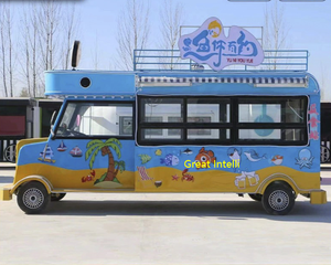 Remolque de cocina móvil con barra de remolque, restaurante sobre ruedas, camión de venta de pizza, helados y aperitivos, aislado - Product Image 6