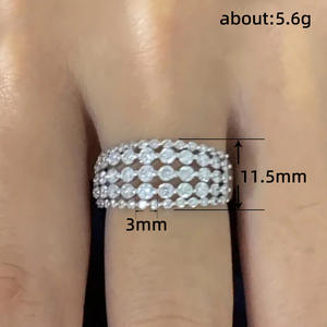 Anello di Fidanzamento Q440 per Donna con Diamante Naturale Taglio Brillante Classico, Colore G, Fascia in Oro Bianco 18K - Product Image 4