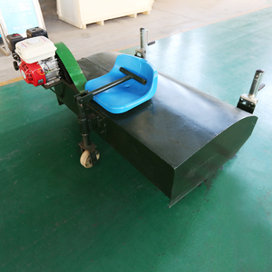 Machine à brosser le gazon artificiel à essence, machine à brosser l'herbe synthétique pour l'entretien des terrains de football - Product Image 4