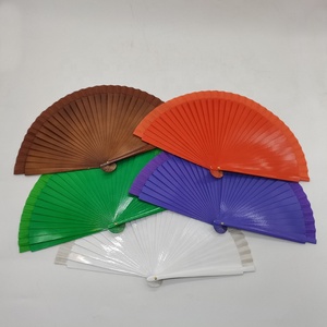 ¡En stock! Abanico Plegable Español Pintado a Mano en Madera de Color - Product Image 1