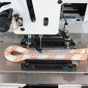 Machine à coudre spéciale 204-107 pour cordons, ficelles et parachutes - Product Image 3