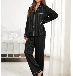 Set <span class=keywords><strong>Pigiama</strong></span> in <span class=keywords><strong>Raso</strong></span> con Bordi a Contrasto, Abbigliamento da Notte di Lusso Personalizzato per Donne, Set <span class=keywords><strong>Pigiama</strong></span> in Seta a Maniche Lunghe - Product Image 2