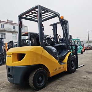 Montacargas Diésel Komatsu de 3 Toneladas de Alta Calidad, Bien Mantenido, con Mantenimiento Regular - Product Image 4