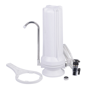 Un seul étage mettre le filtre à <span class=keywords><strong>charbon</strong></span> <span class=keywords><strong>actif</strong></span> PP GAC <span class=keywords><strong>dans</strong></span> un purificateur de filtre à <span class=keywords><strong>eau</strong></span> de comptoir de 2.5x10 pouces pour l'<span class=keywords><strong>eau</strong></span> potable - Product Image 5