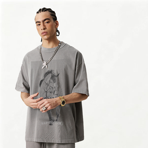 T-shirt gris surdimensionné pour homme, manches courtes, col rond, imprimé cheval, style streetwear, jersey de coton, coupe ajustée - Product Image 1