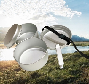 Kit de cuisson portable en aluminium léger pour 1-2 personnes, avec couvercles, pour camping en extérieur, format compact avec sangle de fixation - Product Image 1