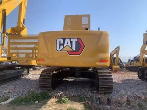 Excavatrice sur chenilles Caterpillar Cat330GC d'occasion, modèle 2023, 30 tonnes, moteur, boîte de vitesses, faible nombre d'heures de fonctionnement, à vendre - Product Image 3