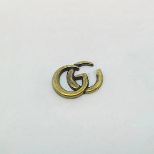 Großhandel 34*7mm P-Buchstabe Metall Minimalistisch Trendy Englischer Buchstabe - Dekorative Metallarbeiten für Kleidung/Haarspangen/Kieferklammern/Kopfschmuck - Product Image 2