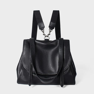 Sac à dos rétro en cuir véritable grande capacité, sac à dos en cuir souple tendance, sac à bandoulière de style universitaire, sac de voyage, sac bandoulière - Product Image 3