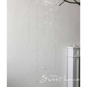 Guirlande de flocons de neige en acrylique transparent - Longue chaîne suspendue pour la décoration de l'arbre de Noël et des fenêtres - Product Image 3