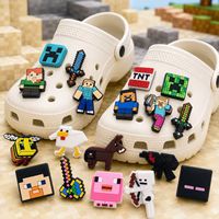 Prêt à expédier – Breloques Croc en PVC souple de qualité supérieure, thème jeu pixel 8 bits (personnage, épée, bloc TNT, monstre), pour décoration de chaussures