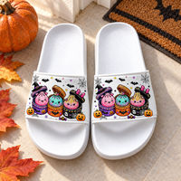 Claquettes personnalisées d'Halloween en EVA, imprimées de dessins animés, dessus en PU, imperméables, antidérapantes, semelle souple, pour la maison et la plage