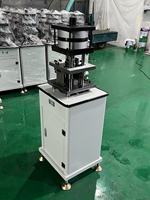 Petite presse à poinçonner à cinq stations Presses hydrauliques d'alimentation pour poinçonneuse de portes et fenêtres en aluminium