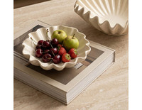 Nouvelle assiette à fruits en céramique Art déco orientale, décoration de table basse, panier à fruits secs pour salon, design plissé de luxe haut de gamme