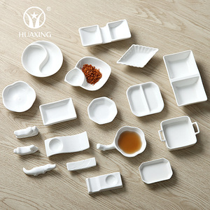 Piatto di condimento piatto di salsa di soia bianca pura in ceramica piatto di salsa di soia e aceto per uso domestico giapponese creativo pentola calda giapponese e <span class=keywords><strong>Kor</strong></span> - Product Image 1