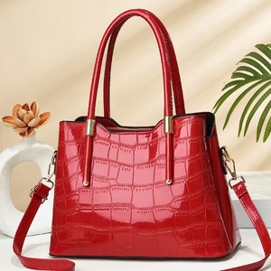 Bolsos de Mano de Lujo para Mujer al por Mayor, Bolsos de Cuero Patentado, Bolsos de Hombro y Bandolera para Mujer - Product Image 3