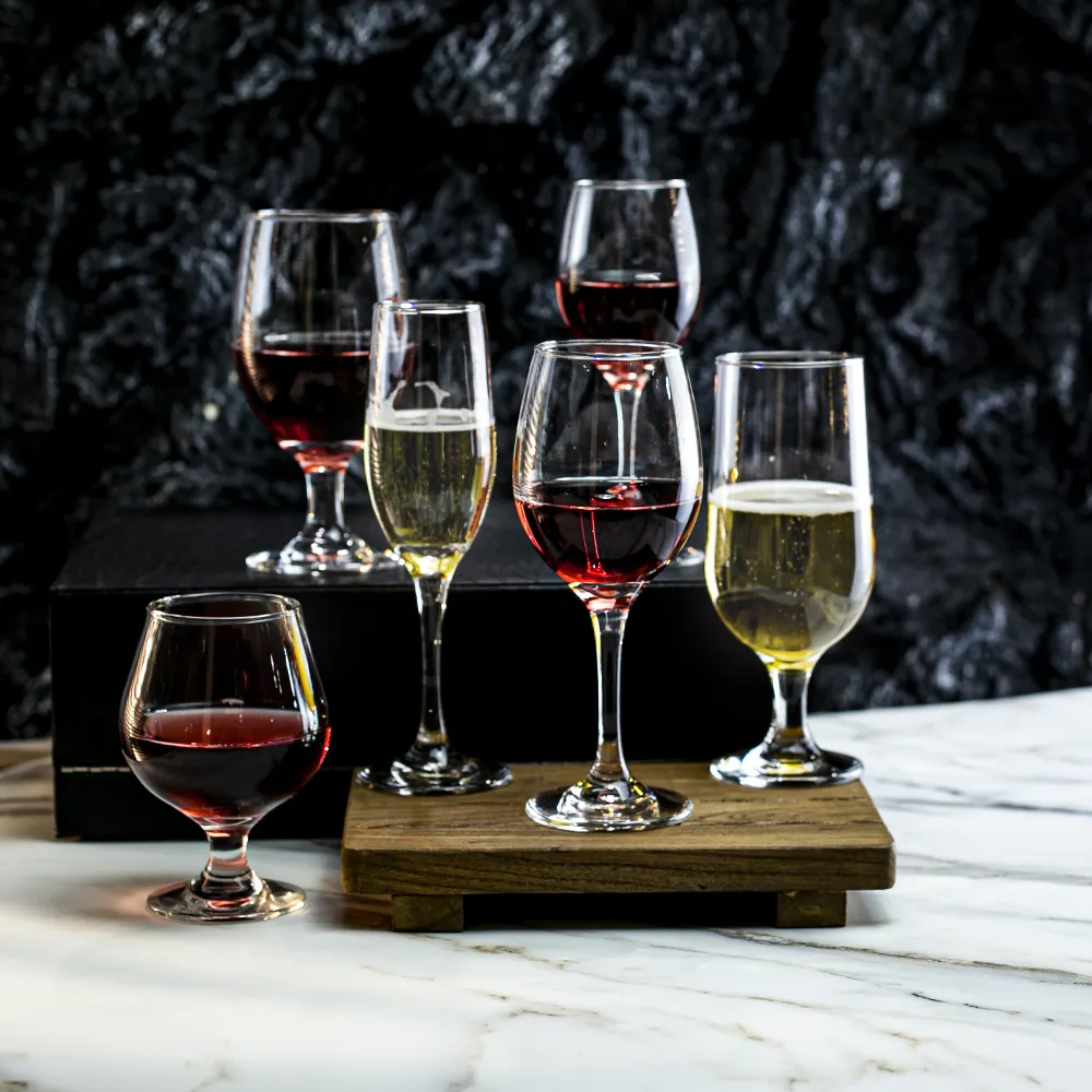 Novare Lead Free Crystal Machine Made Wine Glasses Set For Wedding Goblet Red Wine Glasses