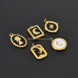 Fashion Jewelry Stainless Steel Enamel Pendant Necklace 18k Pvd Coated Waterproof Non-fading Moon Octagonal Star <strong>Queen</strong> Necklace - Product Image 2
