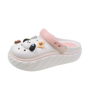 Zuecos con diseño de perro de dibujos animados para mujer, tacones de plataforma negros, suela gruesa de 3 cm, sandalias ligeras estilo Crocs para las cuatro estaciones - Product Image 4