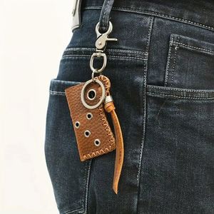 Étui à briquet style punk, porte-clés, pochette en cuir pour badges, accessoires de survie pour le camping et la randonnée en extérieur - Product Image 5