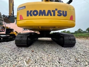 Excavatrice d'occasion Komatsu PC240LC 24 tonnes, économique, fabriquée au Japon, certifiée CE, godet Kubota, emballage EPR_Germany - Product Image 2