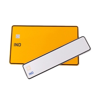 Placas de Matrícula Europeas Personalizadas al por Mayor con Logotipo, 520x110mm, Brillantes, 2mm de Grosor, Aluminio en Blanco, Decorativas en Relieve - Product Image 4