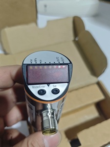 Un interrupteur de pression IFM PE7004 neuf en boîte, origine Chine - Product Image 3