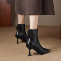 Bottines vintage européennes et américaines pour femmes, à bout pointu, talon fin, avec fermeture éclair arrière en V, coupe ajustée, pour usage quotidien, OEM