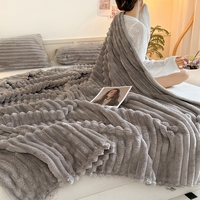 Benutzer definiertes Logo Winter Warm Soft Extra Dick Gestrickte Decke 100% Polyester Plain Style Bett Sofa Fleece Dekorieren Low MOQ Bett