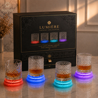 Ensemble de verres à whisky lumineux à LED, 360 °   Verres à bourbon rotatifs en cristal avec 4 sous-verres lumineux