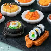 Abalorios de resina de comida de simulación coreana Sushi Bibimbap Pickle Cake repollo picante Diy decoración trasera plana accesorios de caja de teléfono basura