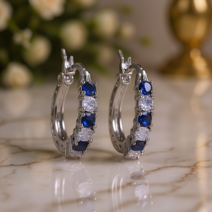 Orecchini a Cerchio E106 in Argento 925 Placcato Rodio con Lapislazzuli, Montatura a Griffe, Classici da Donna per Uso Quotidiano, Orecchini con Cristalli - Product Image 2