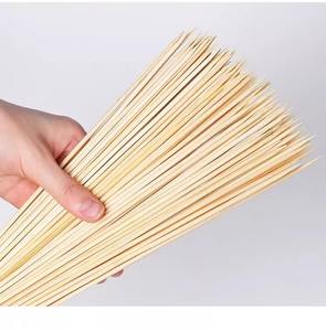 Vente en gros <span class=keywords><strong>de</strong></span> <span class=keywords><strong>brochettes</strong></span> <span class=keywords><strong>de</strong></span> bambou jetables <span class=keywords><strong>de</strong></span> 10cm à 60cm pour barbecue pour votre prochain rassemblement en plein air <span class=keywords><strong>de</strong></span> barbe à papa aux <span class=keywords><strong>fruits</strong></span> marmite épicée - Product Image 6