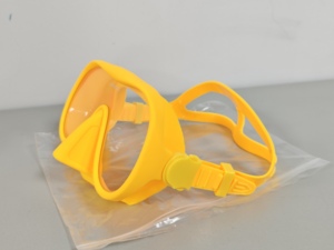 Máscara de <span class=keywords><strong>Snorkel</strong></span> Ajustable sin Marco de Silicona de Grado Alimenticio, Nuevo Diseño con Hebilla Lateral, Lente de Vidrio Templado de 4.0 mm para Buceo Libre - Product Image 6