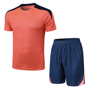Divisa da Calcio Estiva Unisex Personalizzata con Nome e Logo, 100% Poliestere, <span class=keywords><strong>Kit</strong></span> di Allenamento con Magliette e Pantaloncini Economici con Stampa a Trasferimento Termico - Product Image 3
