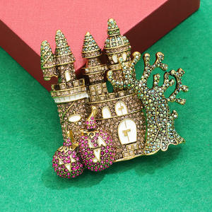 XILIANGFEIZI Halloween grande taille château citrouille broche mode habillage broche fille vêtements et accessoires transfrontalier - Product Image 3