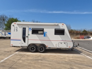 Muebles de Aluminio Completos, Libres de Formaldehído, para Autocaravanas, Remolques de Viaje de Doble Eje, Remolque para 4 Personas, Caravana para Acampar al Aire Libre - Product Image 4