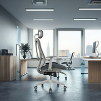 Chaise de bureau ergonomique personnalisée au prix d'usine, design moderne, dossier haut en maille, pivotante, réglable, avec support lombaire, base en acier