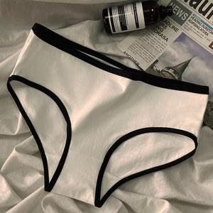 Mutandine da donna sexy e belle, a vita media, in cotone bianco e nero, modello a triangolo, molto vendute. - Product Image 3