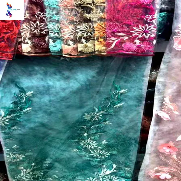 दुबई में कढ़ाई फीता कपड़े Stocklots Beautifical फूल जाल पॉलिएस्टर/कपास मोती सजाया कशीदाकारी रंग 3000m टी/टी