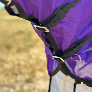 Couverture de cheval respirante en maille avec col amovible - Couverture de cheval d'été protectrice - Couverture combinée pour cheval blanc et violet - Product Image 1