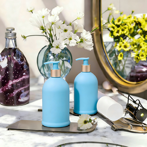 Luxe op maat gemaakte logo 500ml PET zwarte plastic shampoo verpakkingen met platte pomp voor shampoo, essentiële olie, gezichtscrème en vlekkenverwijderaar - Product Image 2