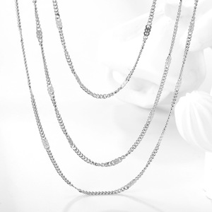 Collier pull multicouche en acier inoxydable pour femme, style européen et américain, design de niche tendance - Product Image 3