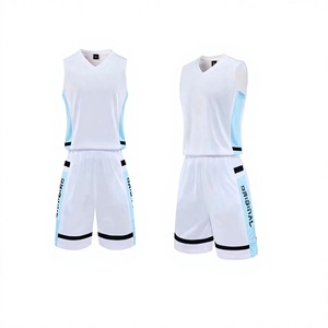 Uniforme de Baloncesto en Oferta, Precio Económico, Fabricado en Fábrica, Buena Calidad, Mejor Precio, Nuevo Diseño, Uniforme de Baloncesto 100% Poliéster - Product Image 1