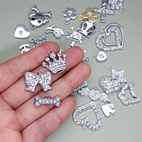 Breloques Pendentifs Fantaisie en Strass (Étoile, Patte, Cœur, Os, Couronne, Clé, Crâne) pour la Création DIY de Bracelets et Colliers